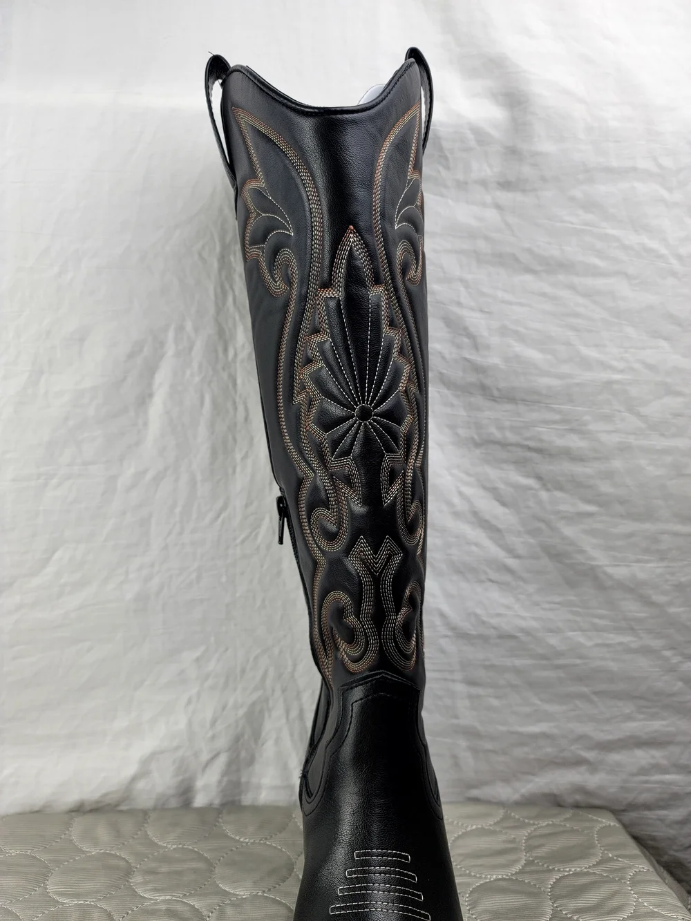 Universal Thread Kenzi Tall Western Boots Black Women Size 7 NWOB Cowboy
